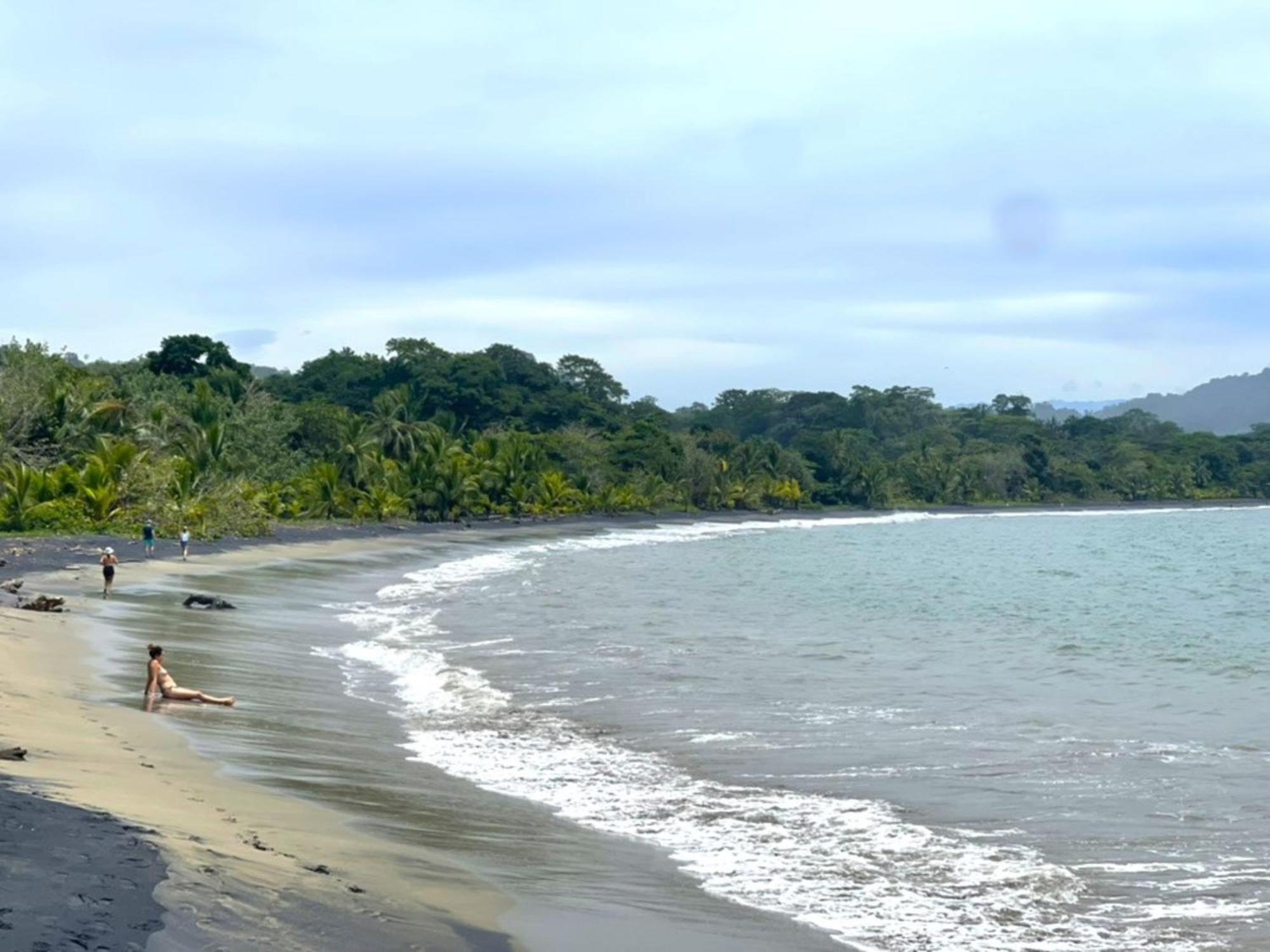 Casa Blanca Beachfront House With Shared Pool Access Pangea Lodge Manzanillo  Exterior foto