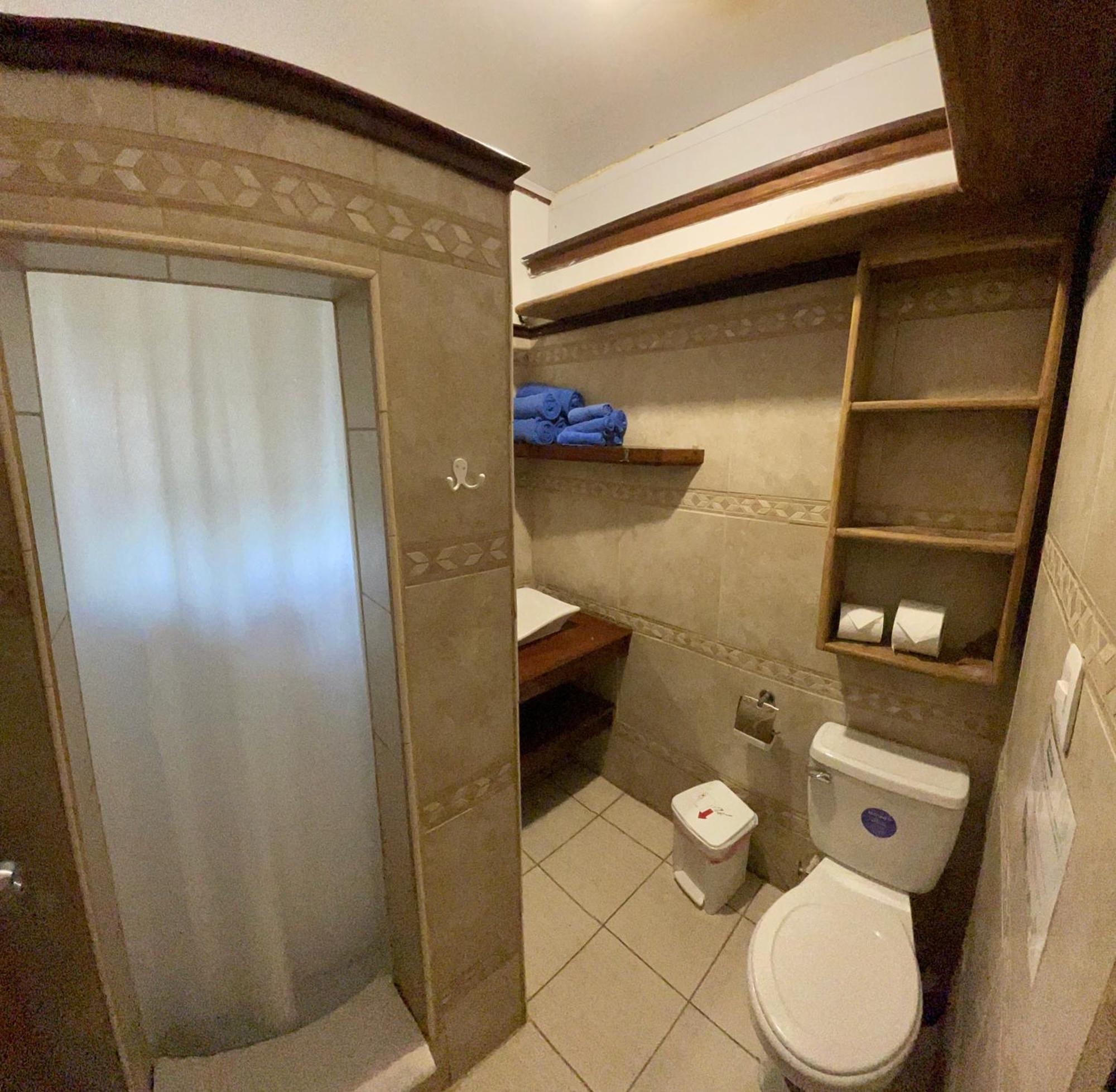 Casa Blanca Beachfront House With Shared Pool Access Pangea Lodge Manzanillo  Exterior foto